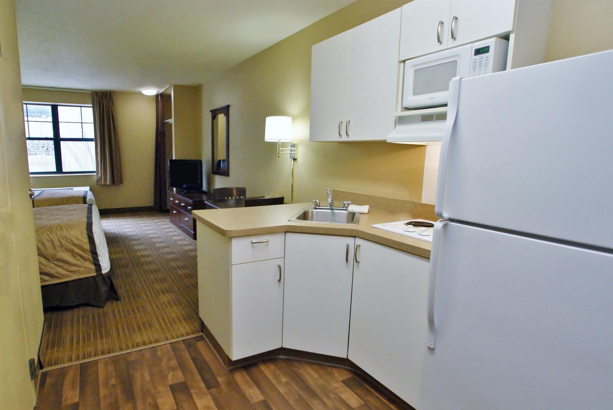 Extended America - - West Windsor Hotel Princeton