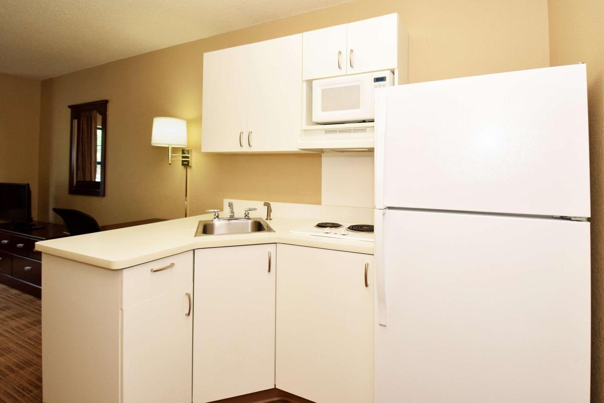 Extended America - - West Windsor Hotel Princeton