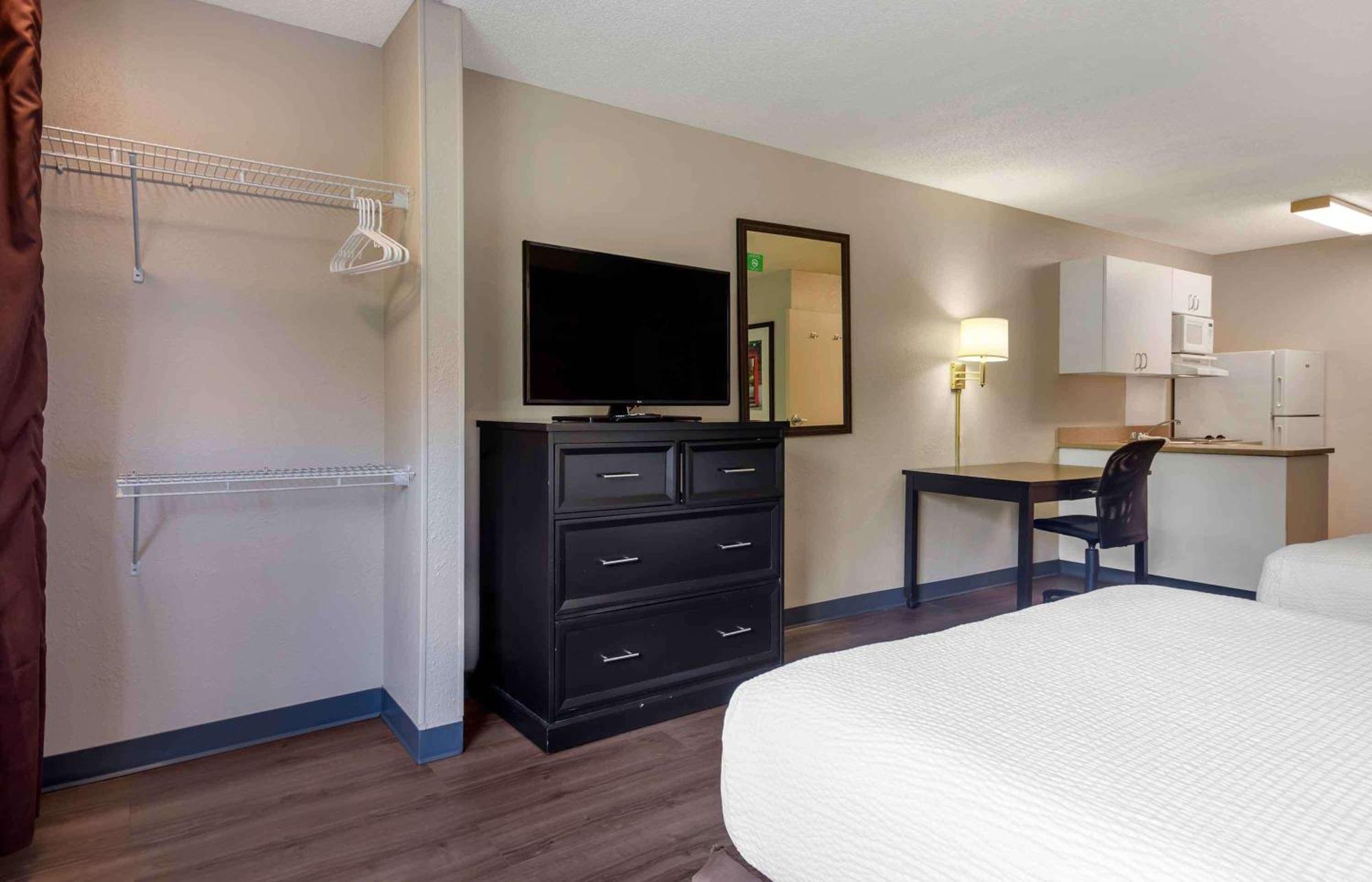 Extended America - - West Windsor Hotel Princeton