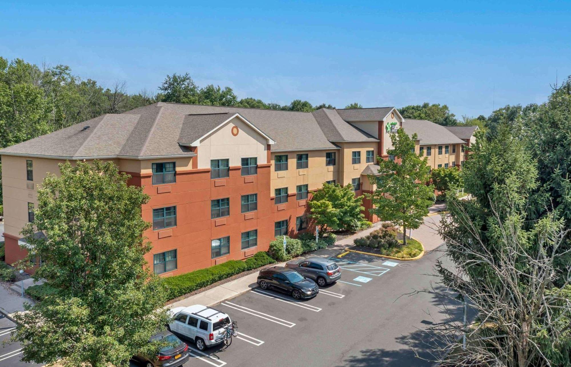Extended America - - West Windsor 2* Princeton