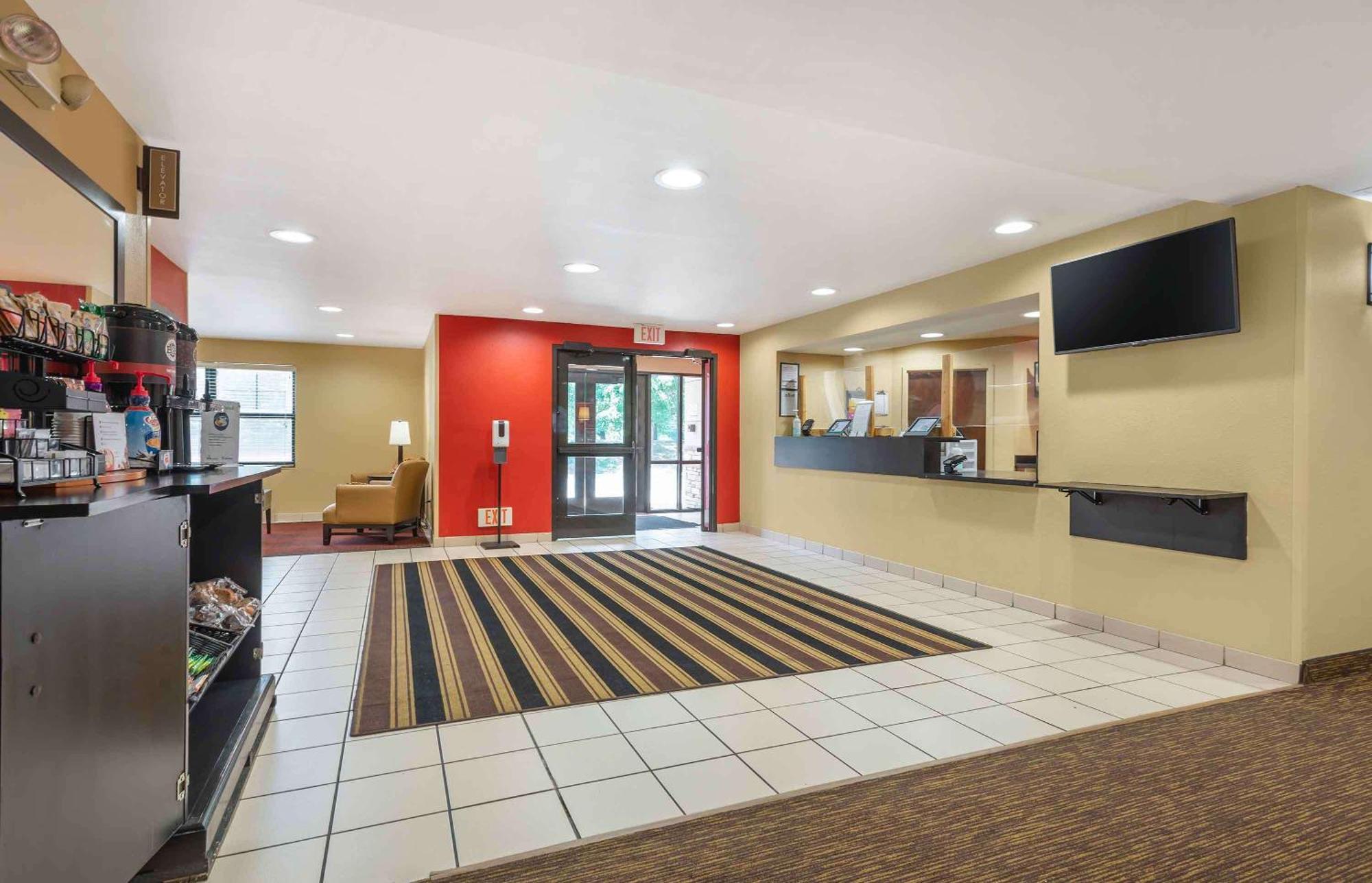 Hotel Extended America - - West Windsor