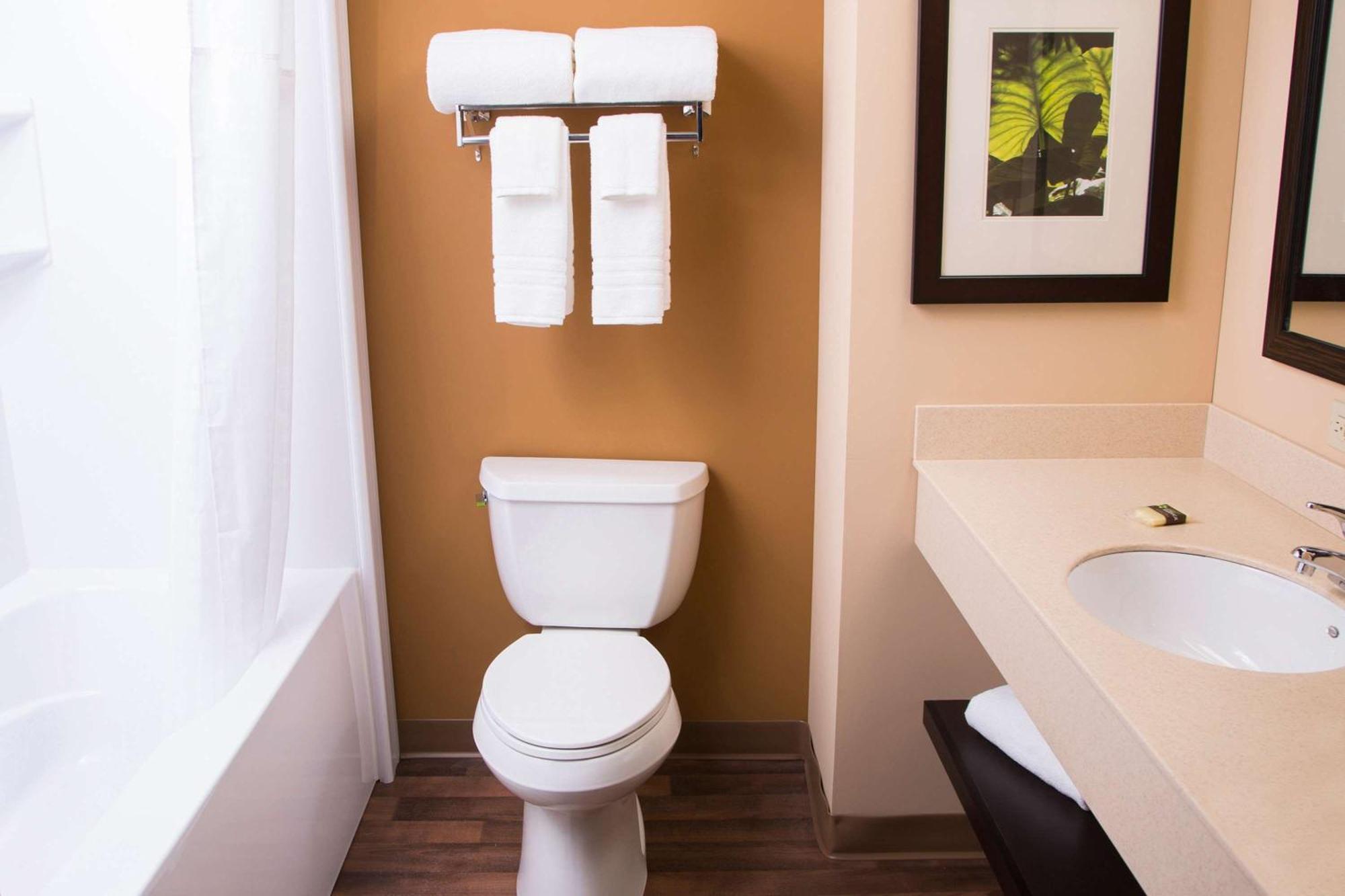 Extended America - - West Windsor Hotel Princeton